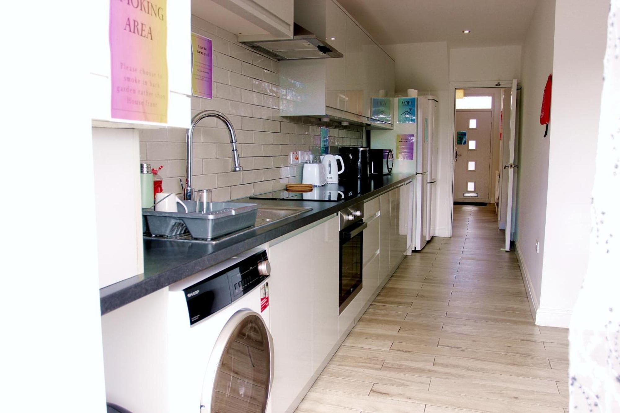 House Share With Few Ensuite Rooms Near Southmead Μπρίστολ Εξωτερικό φωτογραφία